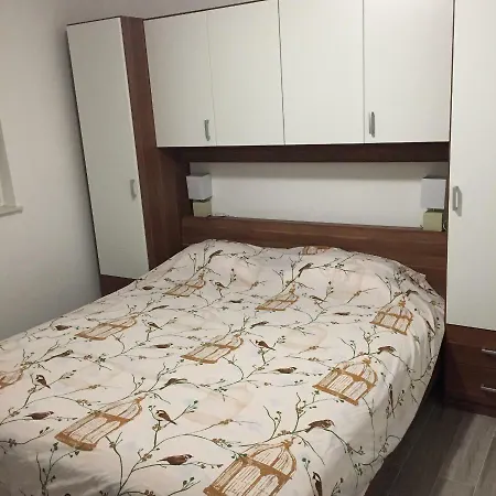 Daire Uroda Betina (Sibenik-Knin)